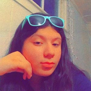 Meet your Posher, Andrea